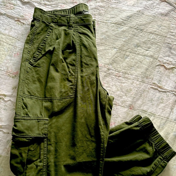 Gap Cargo Pants - Picture 4 of 4
